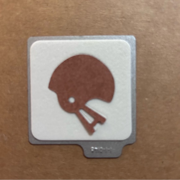 Quickutz FOOTBALL & FOOTBALL HELMET 2” x 2” dies - Picture 3 of 3